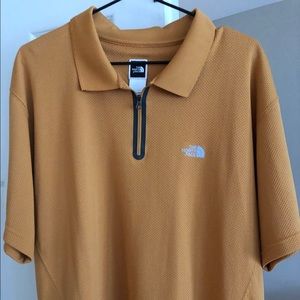 North face VaporWick short sleeve